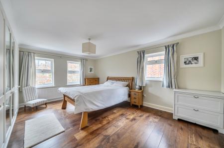 1383690-30-692869...