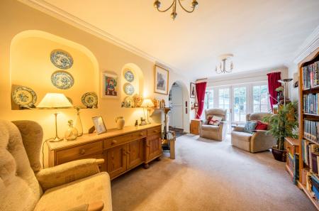 1385762-40-692da7...