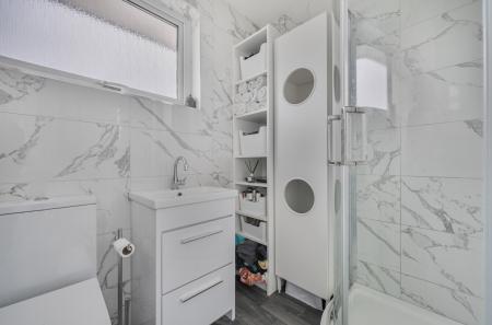 1400355-5-6978cf6...