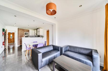 1353741-10-68cc2c...