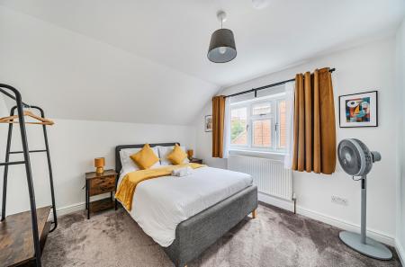 1353741-6-68cc2c4...