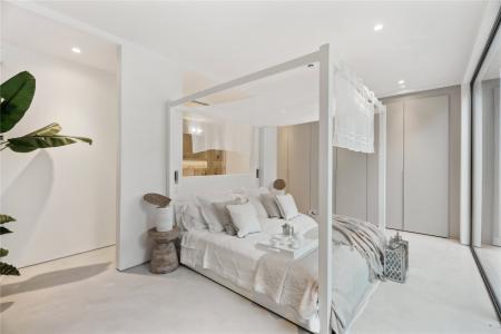 Principle Bedroom 1
