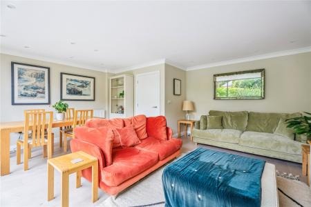 Sitting Dining Rm