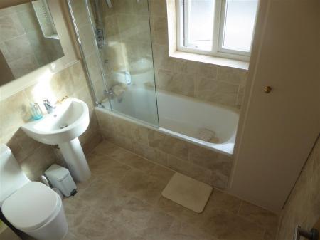 Re-Fitted Modern Bathroom Suite