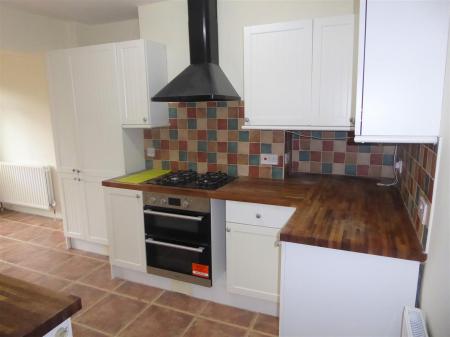 Re-Fitted Modern Kitchen