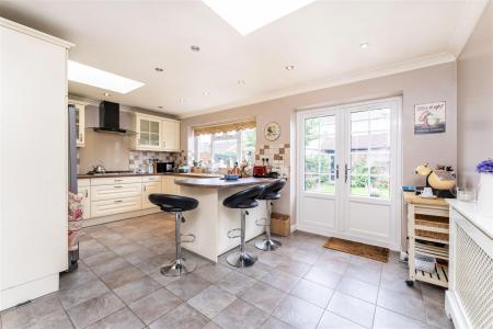 Extended Kitchen/Breakfast Room