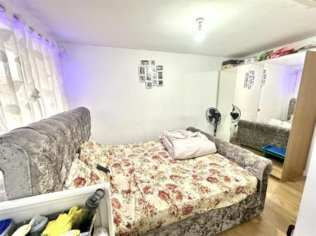 Bed 1two.jpg