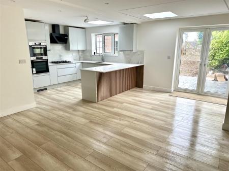 Kitchen All 3.jpg