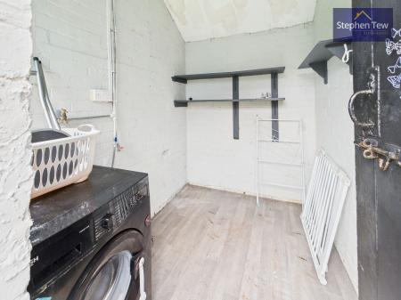 Outdoor Utility Room