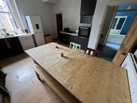 32 Vict St IMG_8369.jpg