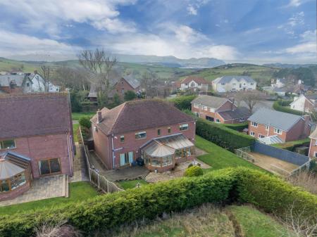 Dwynwen DJI_0264.jpg