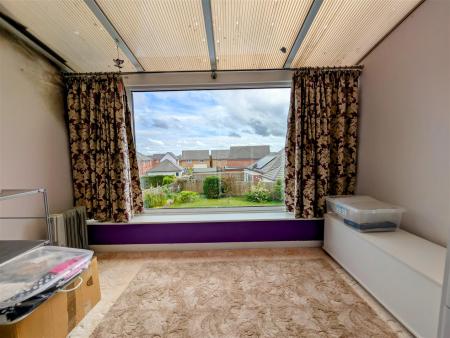 Sun Room to Bedroom 1