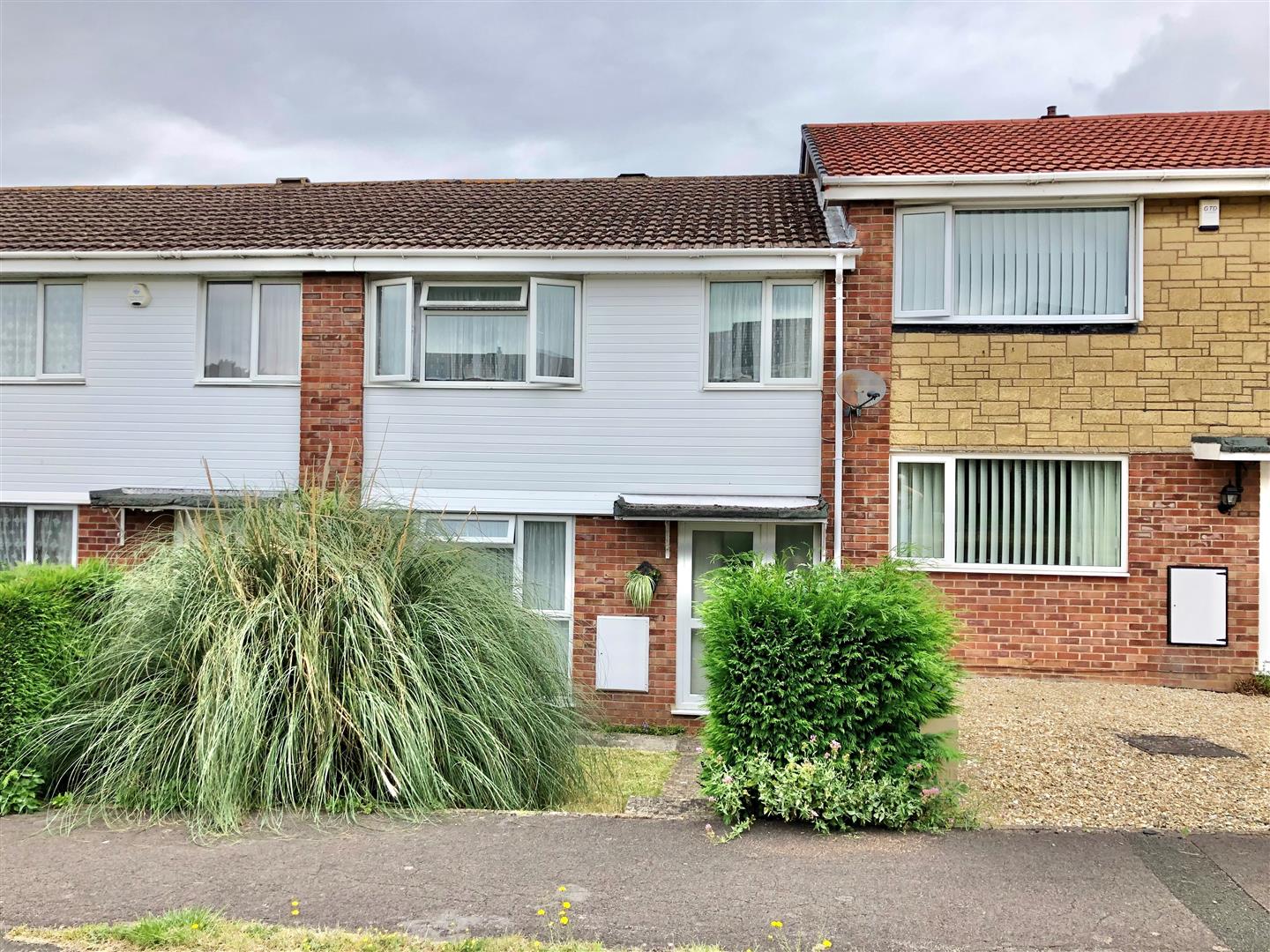 3 bedroom Terraced House for sale in Gloucester