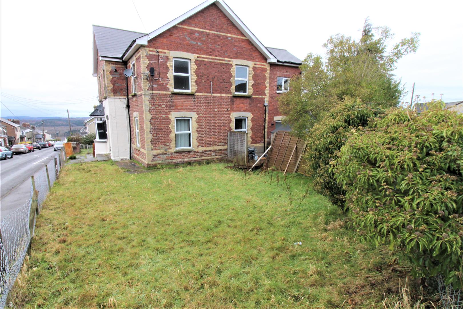 1 bedroom Flat for sale in Cinderford