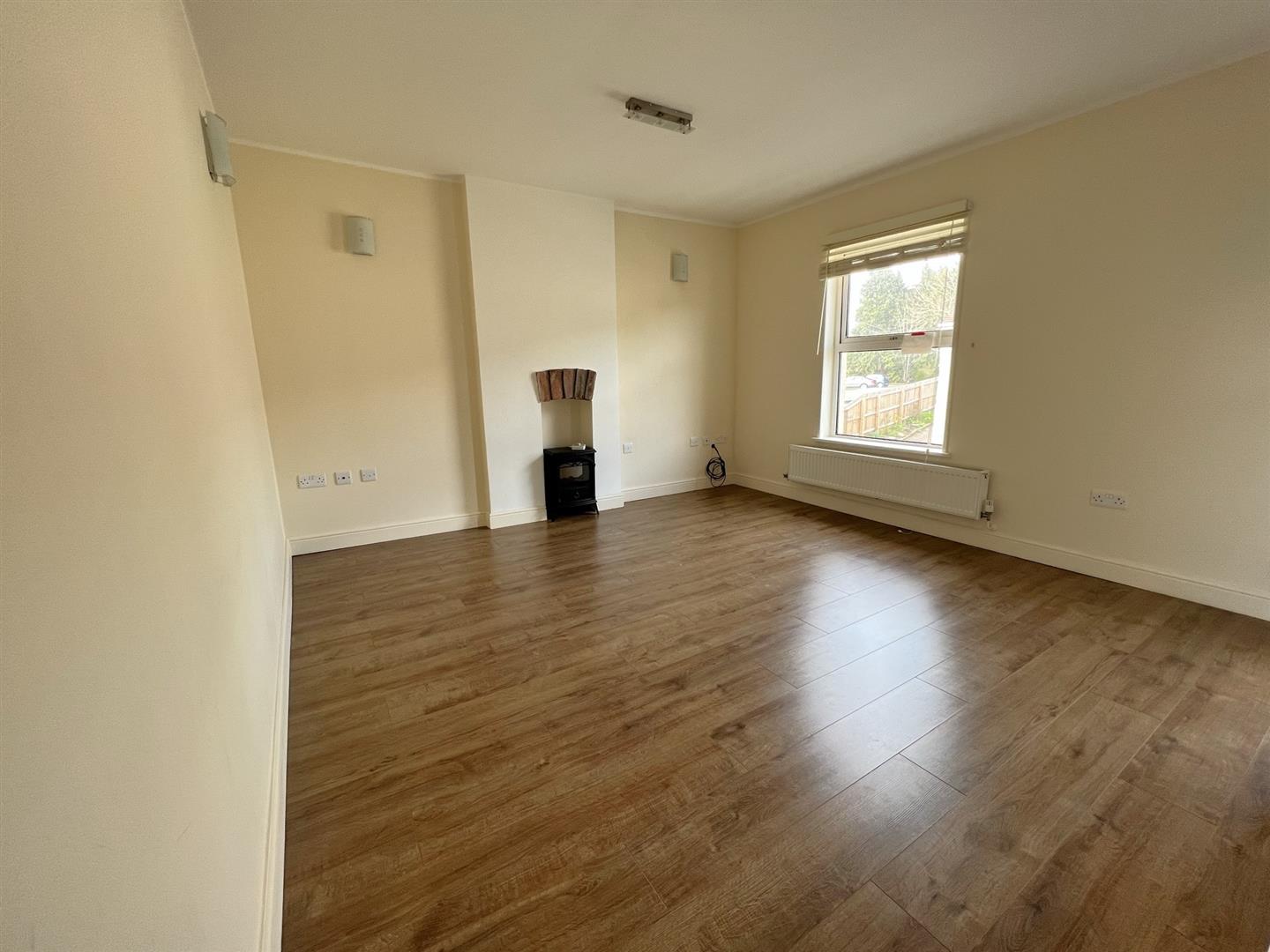 3 bedroom Flat for sale in Cinderford