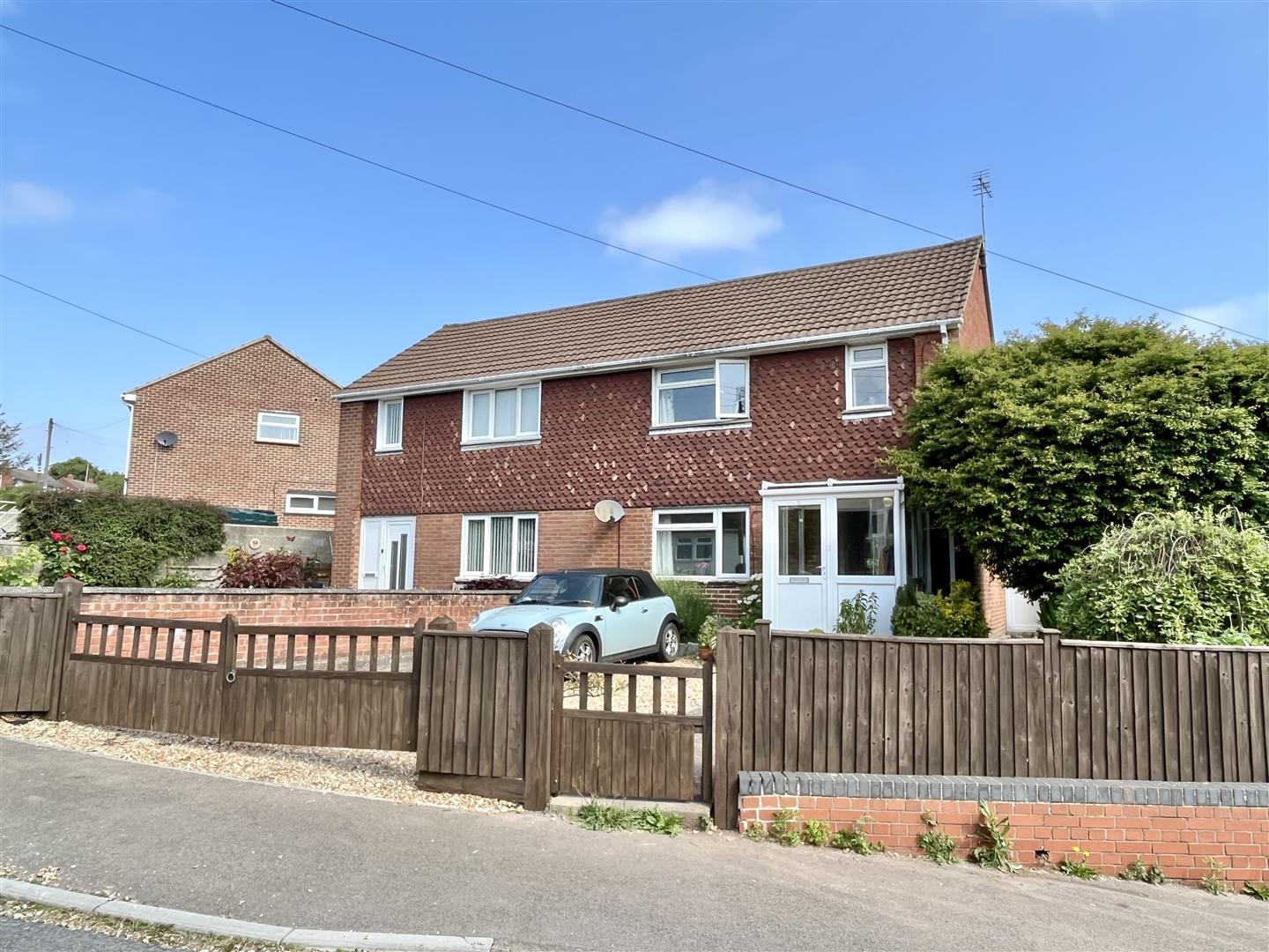 3 bedroom SemiDetached House for sale in Lydbrook