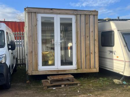 Timber Clad Cabin/Office 16' X 8'