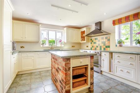 Kitchen Dining Area
