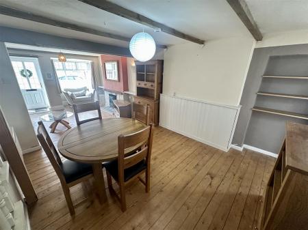 Dining Room (2/2)
