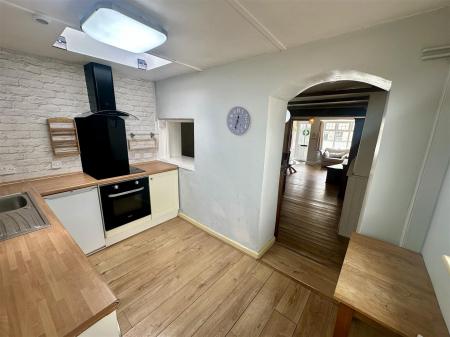 Kitchen (2/2)