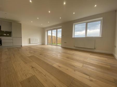 Living/Dining Room (2/3)