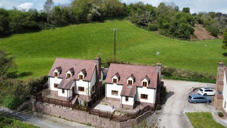 Ariel View (1/3)