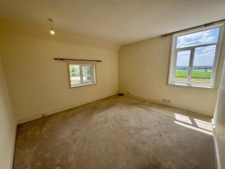 Bedroom 3 (1/2)