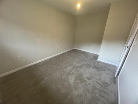 Bedroom 1 (2/2)