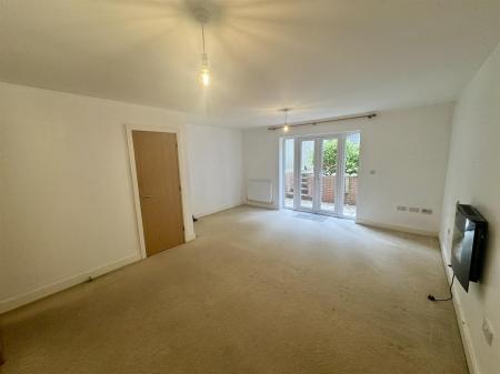 Living room 1 of 2