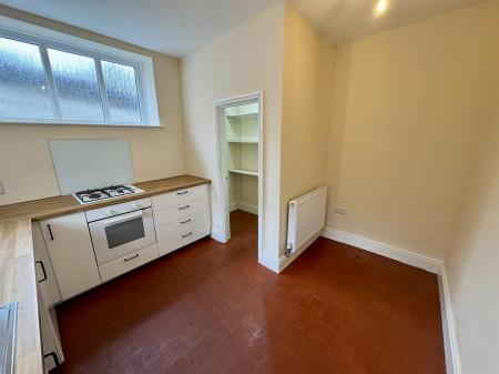 Kitchen (3/3)