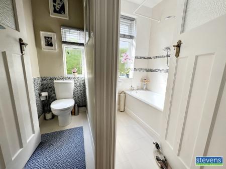 Ground floor bathroom