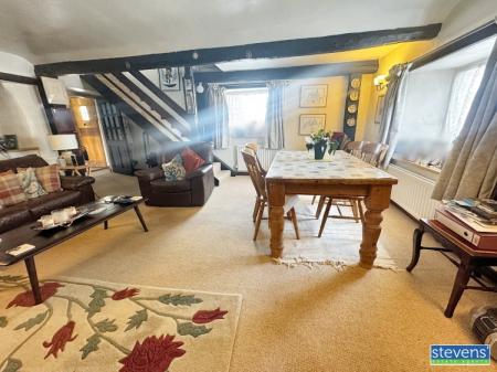 image00006_blurred (9)