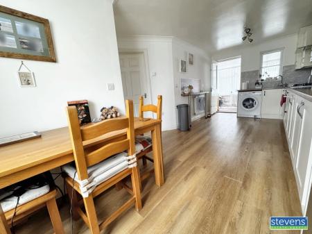 image00008_blurred (6)