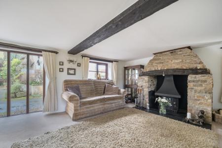 1384788-17-692ee6c437a5d