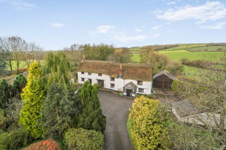 1384788-26-692eee559fd63