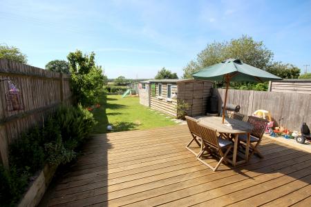 rear garden deck.jpg