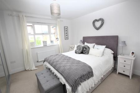 n bedroom 1.jpg