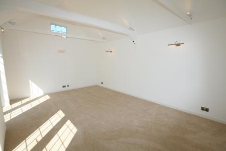 Lounge 4.jpg