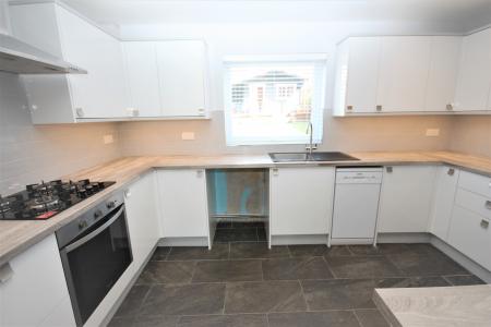 kitchen 2.JPG