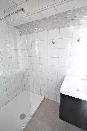 shower.JPG