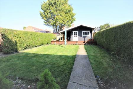 v rear garden.JPG