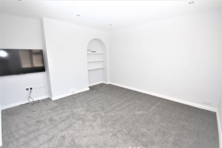 lounge 2.JPG