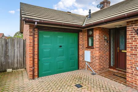 Brambles, Shoreham rd, BN5 (24).JPG