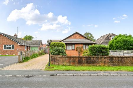 Brambles, Shoreham rd, BN5 (25).JPG