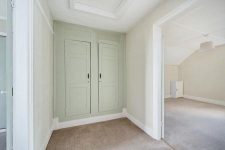 Flt 2, Clarence House, BN5 (16).jpg