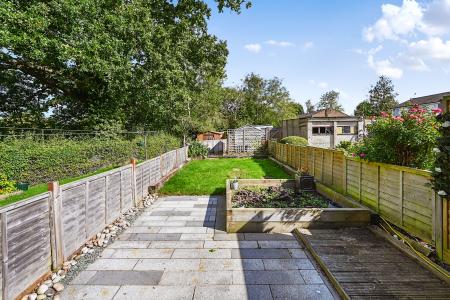 14 Goring Way (18).jpg