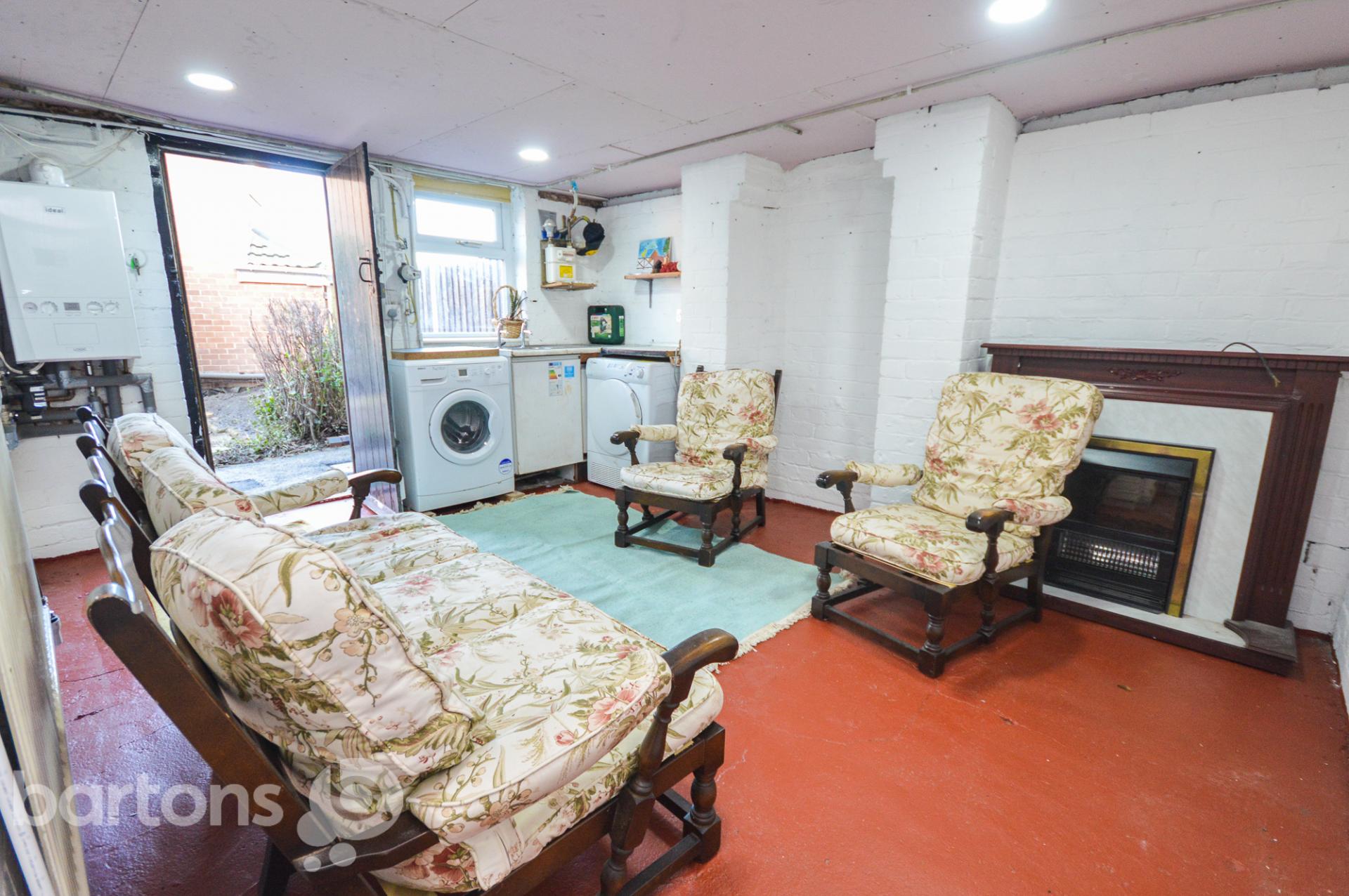 4 bedroom House for sale in Rotherham