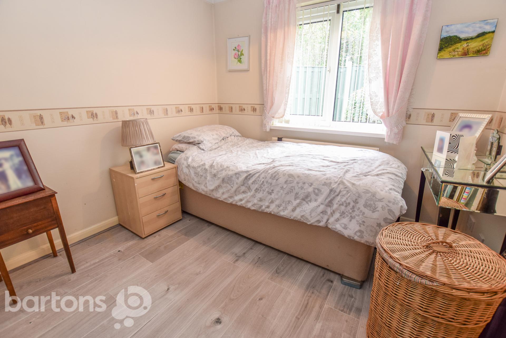 2 bedroom Bungalow for sale in Rotherham