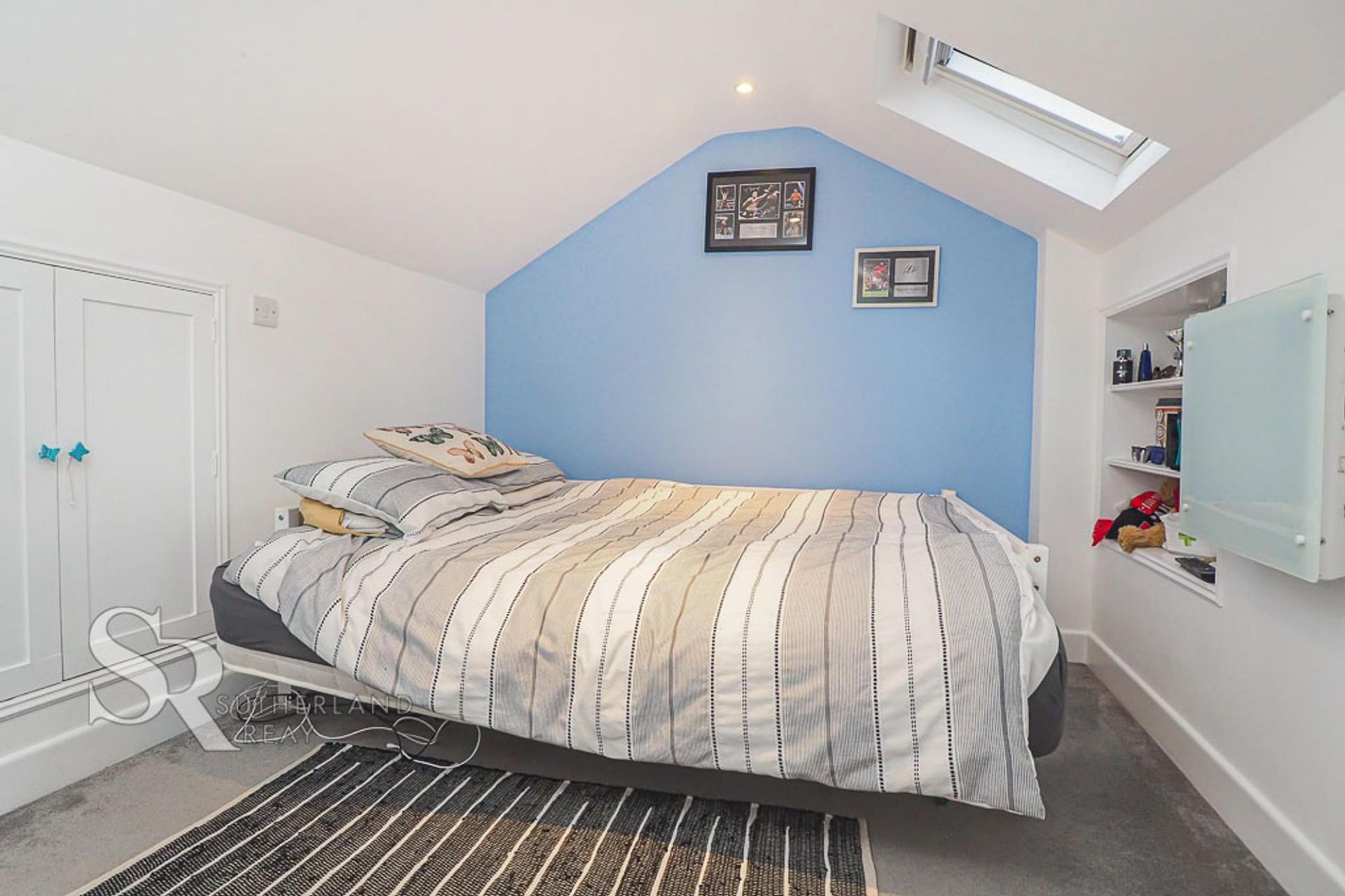 2 bedroom Terraced House for rent in High Peak