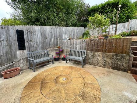 image25